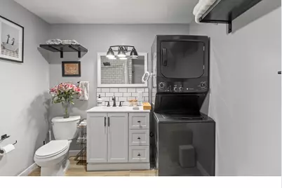 925 NE Cedar St, Roseburg, OR 97470 - Photo 23