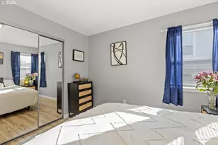 925 NE Cedar St, Roseburg, OR 97470 - Photo 21