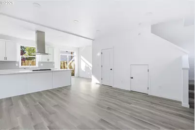8718 SE Bybee Blvd, Portland, OR 97266 - Photo 5