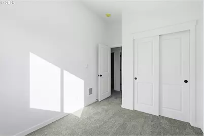 8718 SE Bybee Blvd, Portland, OR 97266 - Photo 19