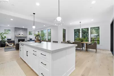 16901 Kara Ln, Lake Oswego, OR 97035 - Photo 15