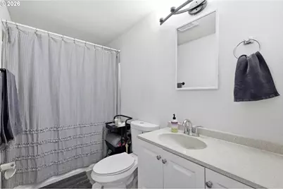 505 S 5th St, Harrisburg, OR 97446 - Photo 15
