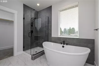 15204 SE Towers Ter, Milwaukie, OR 97267 - Photo 19