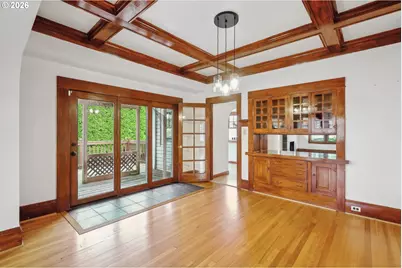 8921 SE Washington St, Portland, OR 97216 - Photo 9