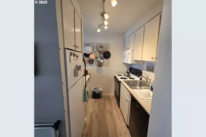 1000 SE Bay Blvd #445, Newport, OR 97365 - Photo 7