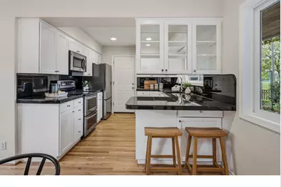 6710 SW 11th Dr, Portland, OR 97219 - Photo 15