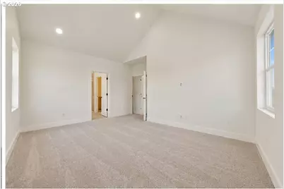 10711 SW Robinson Rd, Hillsboro, OR 97123 - Photo 37