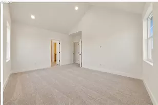 10711 SW Robinson Rd, Hillsboro, OR 97123 - Photo 37
