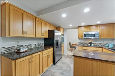 12777 SE 128th Ave, Happy Valley, OR 97086 - Photo 11