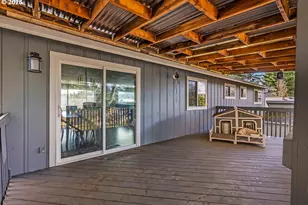 3893 SW 4th St, Gresham, OR 97030 - Photo 39