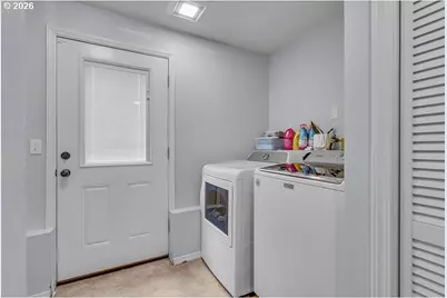 3893 SW 4th St, Gresham, OR 97030 - Photo 33