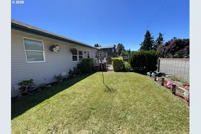 48440 Jasper Dr, Oakridge, OR 97463 - Photo 1