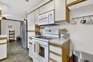 814 Cedaroak St, Saint Helens, OR 97051 - Photo 17