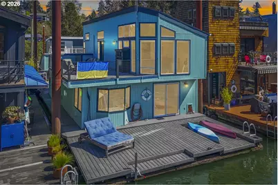 100 SE Harney St #11, Portland, OR 97202 - Photo 1