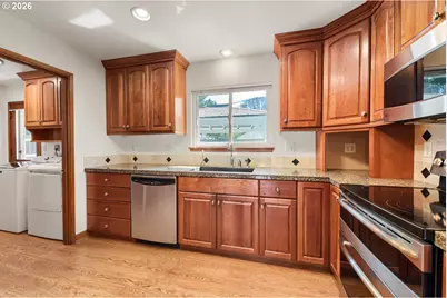 2160 SE Cedar Park Ct, Hillsboro, OR 97123 - Photo 7