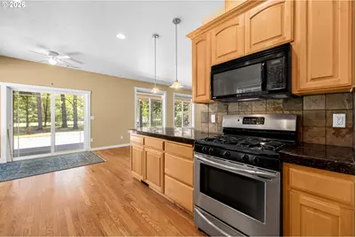 51 Wildwood Ln, Carson, WA 98610 - Photo 11