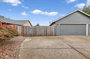 1119 Hawthorne St, Forest Grove, OR 97116 - Photo 3