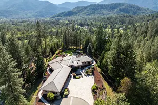 727 Earhart Rd, Rogue River, OR 97537 - Photo 45