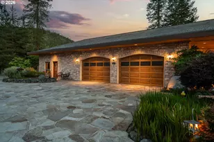 727 Earhart Rd, Rogue River, OR 97537 - Photo 11