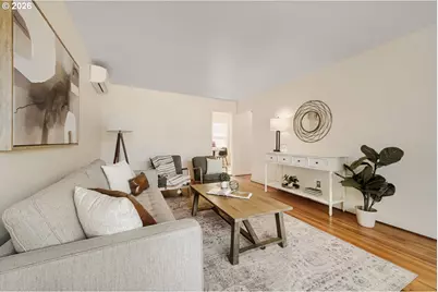 6504 N Commercial Ave, Portland, OR 97217 - Photo 9