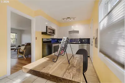 6504 N Commercial Ave, Portland, OR 97217 - Photo 13