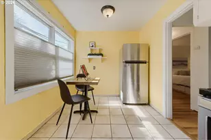 6504 N Commercial Ave, Portland, OR 97217 - Photo 17