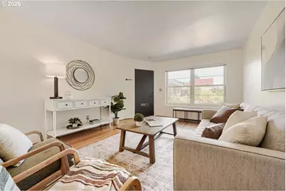 6504 N Commercial Ave, Portland, OR 97217 - Photo 11