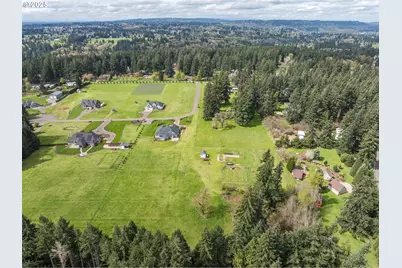 16121 S Amacher Ln, Oregon City, OR 97045 - Photo 3