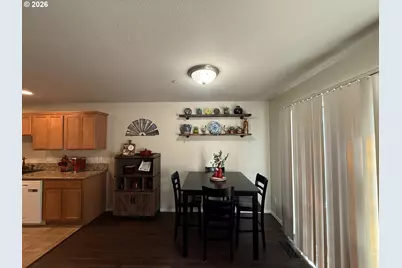 744 NW 3rd Ave, Canby, OR 97013 - Photo 5