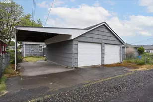 1420 9th Ave, Longview, WA 98632 - Photo 3