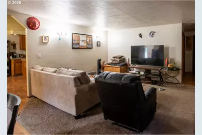 32781 E Pearl St, Eugene, OR 97408 - Photo 3