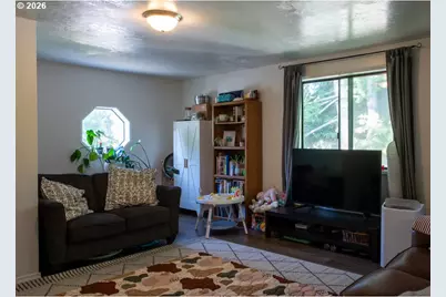 32781 E Pearl St, Eugene, OR 97408 - Photo 15