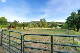 17867 Hwy 42, Myrtle Point, OR 97458 - Photo 7