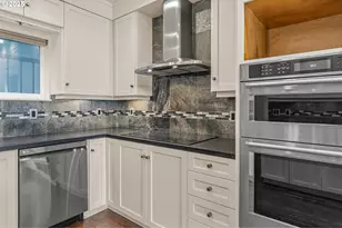 5425 SW View Point Terrace, Portland, OR 97239 - Photo 21