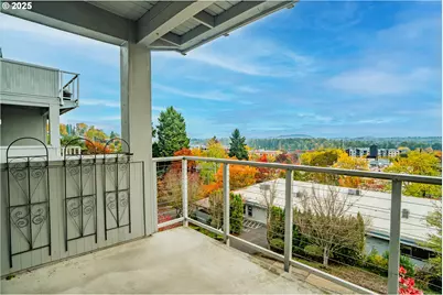 5425 SW View Point Ter, Portland, OR 97239 - Photo 23