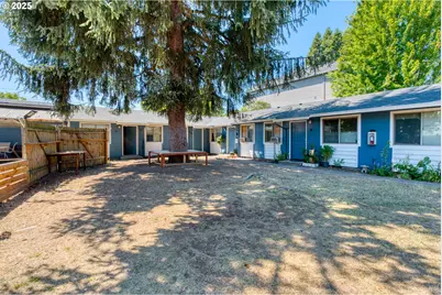 1112 E Main St, Hillsboro, OR 97123 - Photo 3