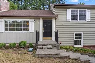 9360 SW Meadow Ln, Portland, OR 97225 - Photo 5