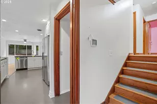 9360 SW Meadow Ln, Portland, OR 97225 - Photo 19