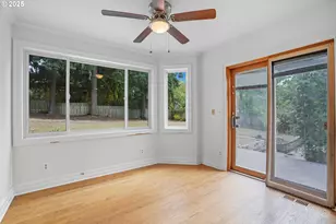 9360 SW Meadow Ln, Portland, OR 97225 - Photo 15