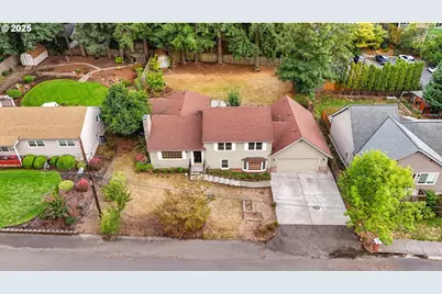 9360 SW Meadow Ln, Portland, OR 97225 - Photo 43