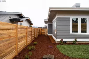 1106 Rock Creek Rd, Hood River, OR 97031 - Photo 23