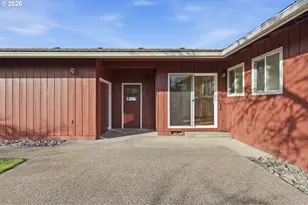 922 NE Donelson Rd, Hillsboro, OR 97124 - Photo 37