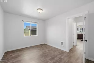 606 Evergreen Dr, Tillamook, OR 97141 - Photo 15