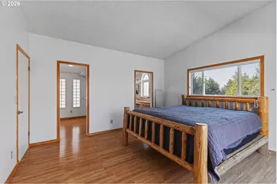 770 18th Ave, Coos Bay, OR 97420 - Photo 15