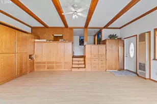 770 18th Ave, Coos Bay, OR 97420 - Photo 25