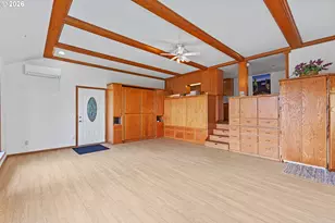 770 18th Ave, Coos Bay, OR 97420 - Photo 27