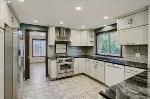 1635 NE Stable Dr, Hillsboro, OR 97124 - Photo 13