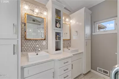 465 SW Edgewater, Depoe Bay, OR 97341 - Photo 37