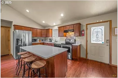 8725 SE 91st Ave, Happy Valley, OR 97086 - Photo 21