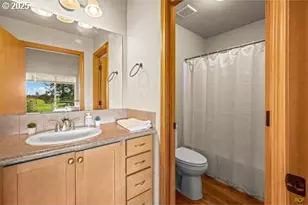 8725 SE 91st Ave, Happy Valley, OR 97086 - Photo 13